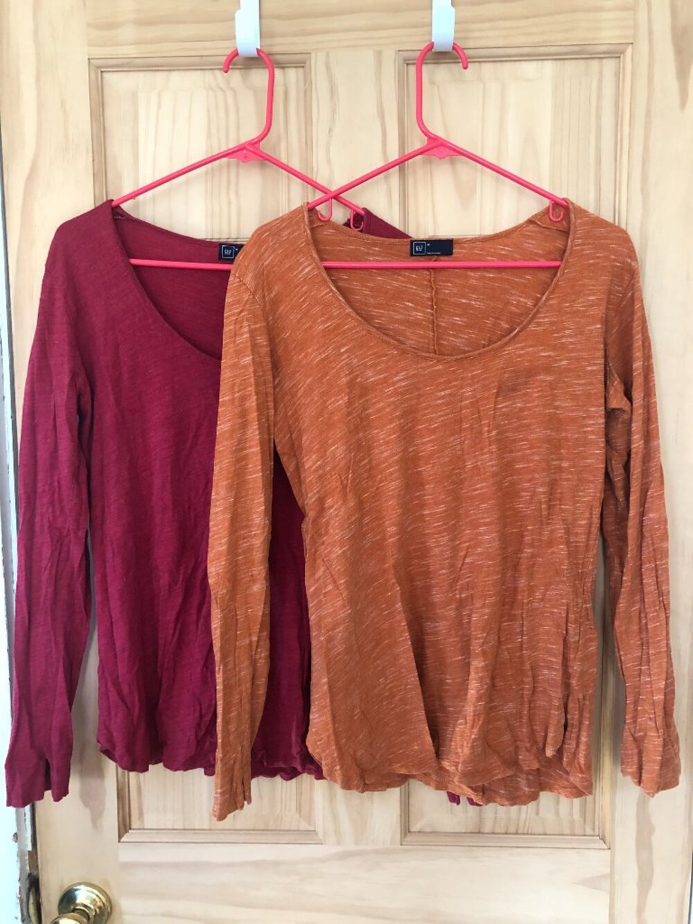 Gap Long Sleeve Scoop Neck Tees Bundle of 2 Sz M